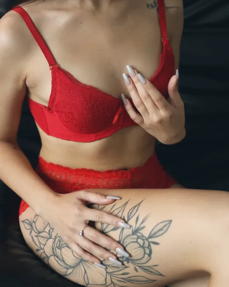 Dilara, 23
