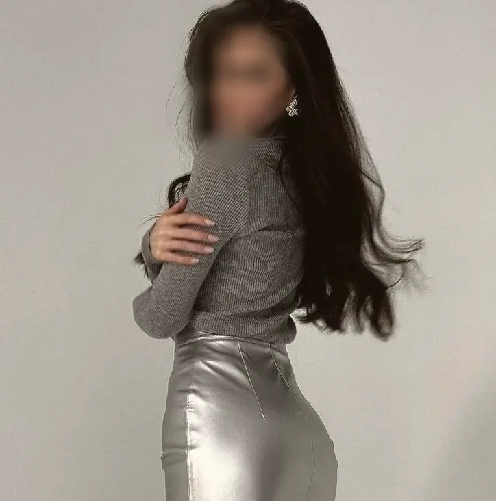 Hannah, 20